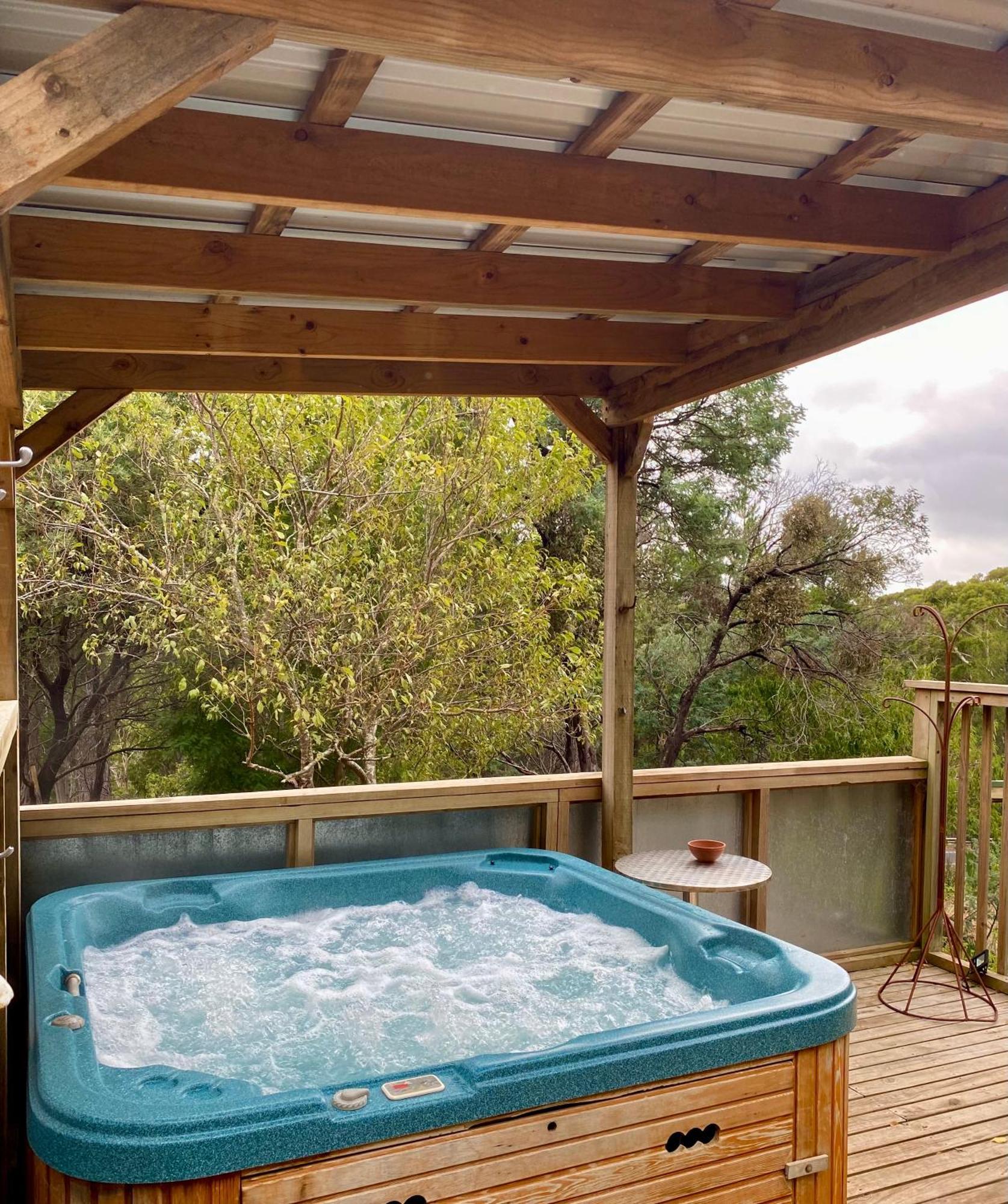 Sutton Spring Art Retreats Apartment Daylesford Ruang foto