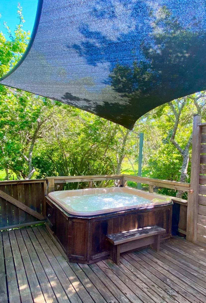 Sutton Spring Art Retreats Apartment Daylesford Bagian luar foto