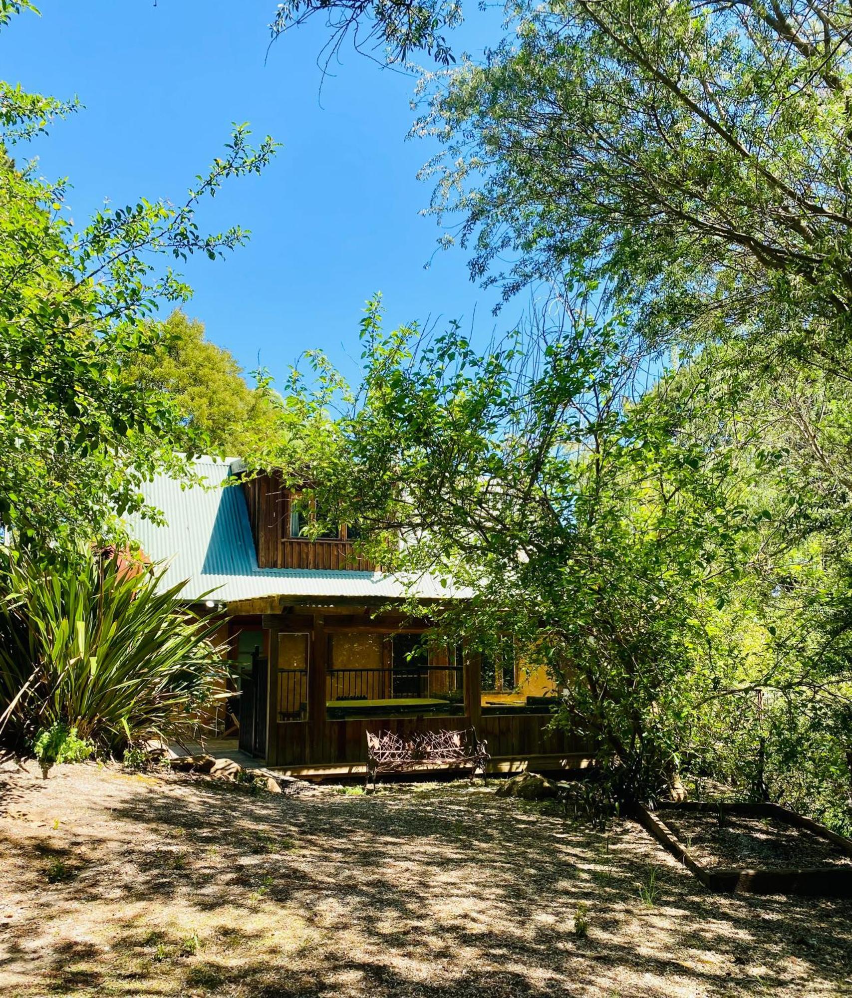 Sutton Spring Art Retreats Apartment Daylesford Bagian luar foto
