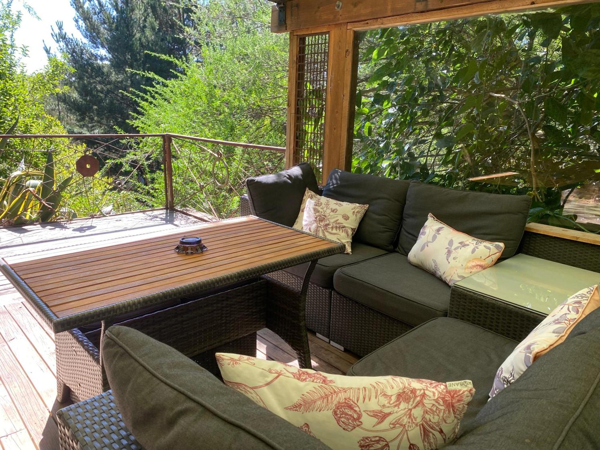 Sutton Spring Art Retreats Apartment Daylesford Bagian luar foto