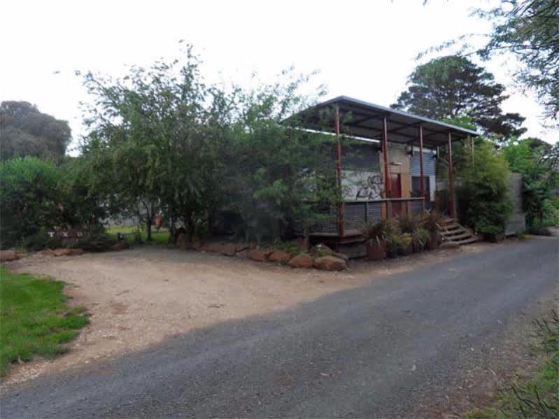 Sutton Spring Art Retreats Apartment Daylesford Bagian luar foto